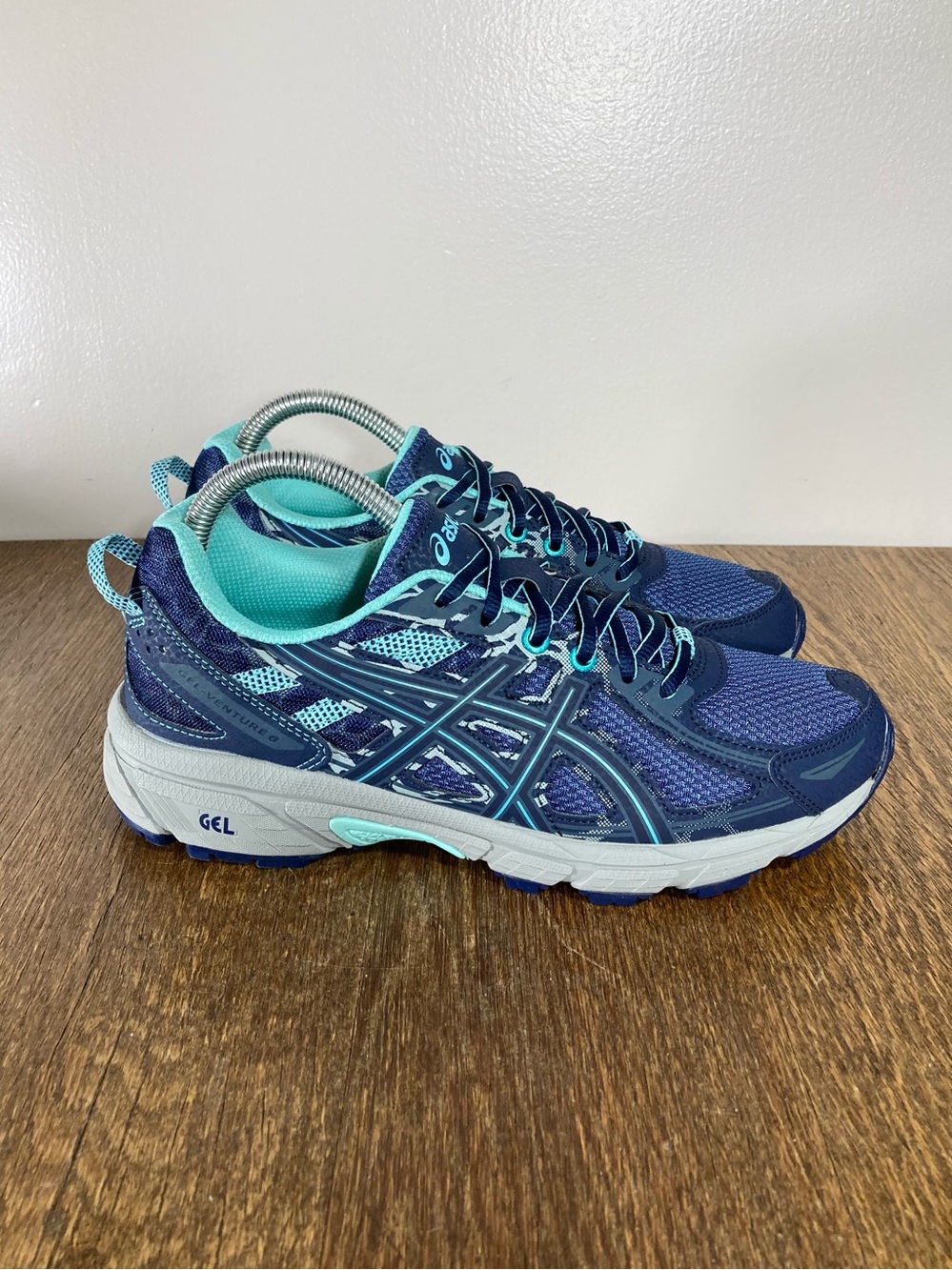 Asics Gel-Venture 6 Trail Shoe Women’s Size 8 Indigo/Aruba Blue